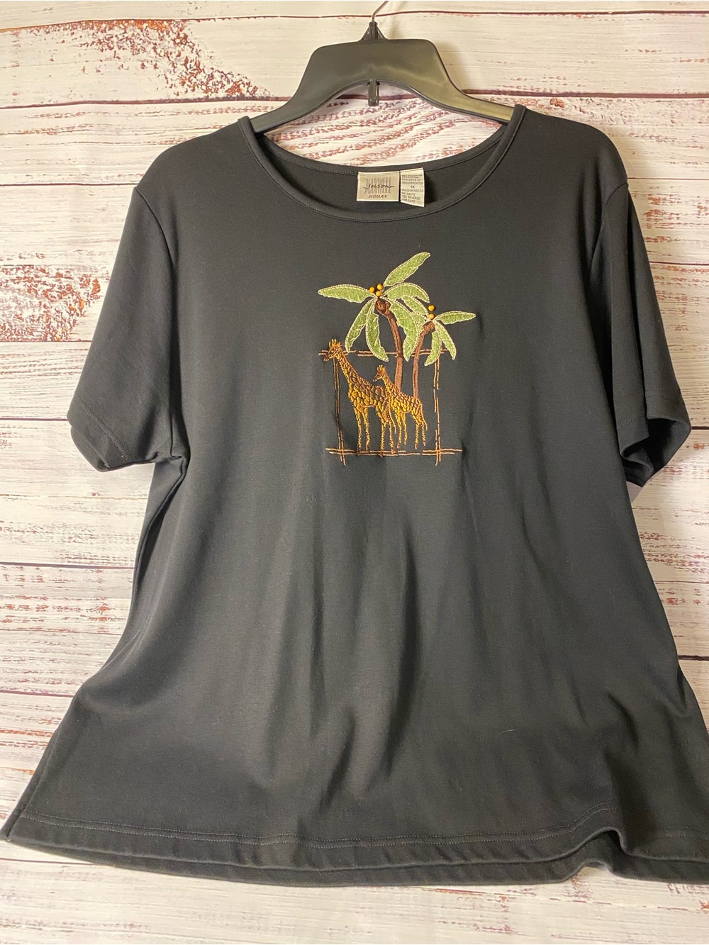 jason maxwell Black Short-Sleeve Tee with Giraffe & Palm Embroidery Sz-XL